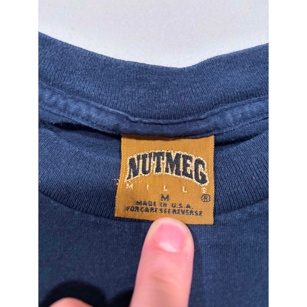 Vintage Nutmeg Mills Notre Dame Fighting Irish Leprechaun Navy T-Shirt Men M USA - Picture 3 of 5